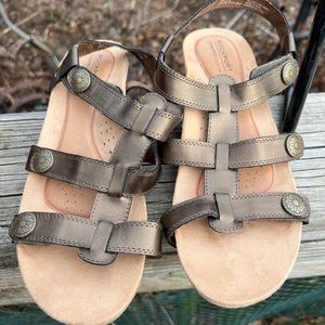 Rockport Cobb Hill Adjustable Bronze Sandals Size 9W Pre Worn